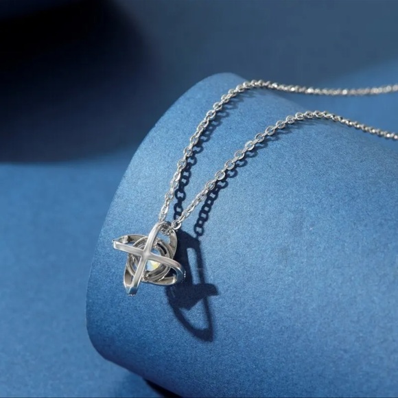 Wind Star Four Leaf Clover sterling silver Diamonds Brass Pendant necklace NIB 🎁 - Picture 2 of 6